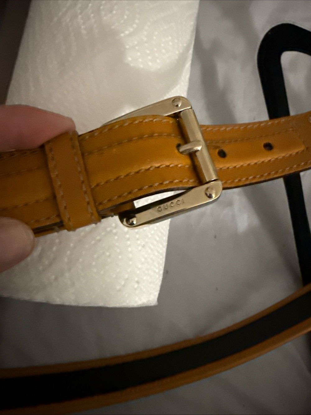 Gucci Men's Honey Tan Leather Belt with Gold Buckle